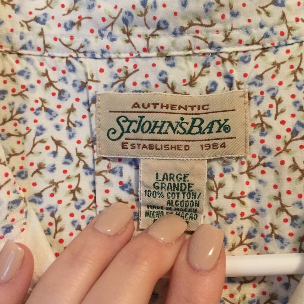 JCPenney button down - Picture 2 of 4
